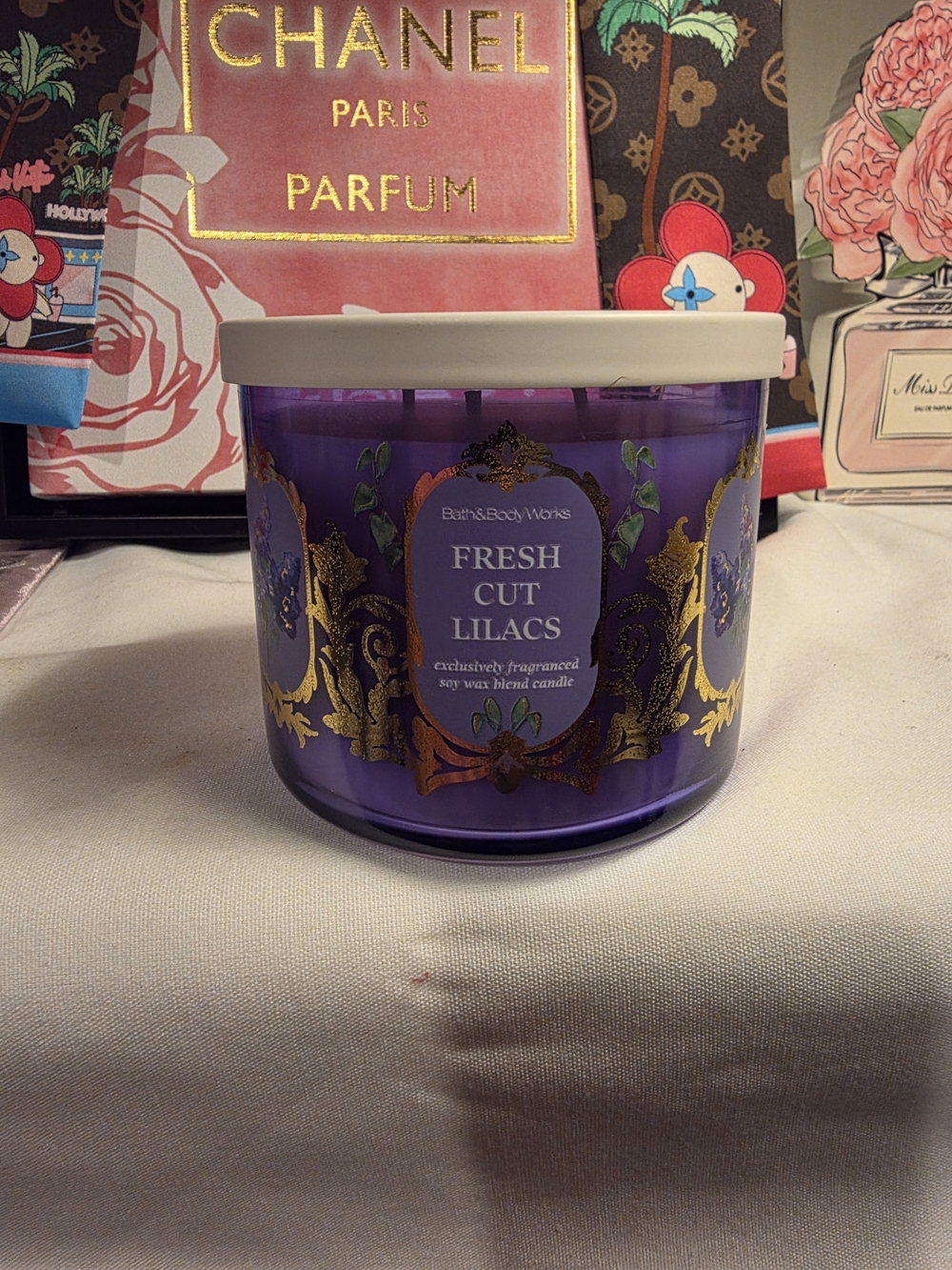 Bath & Body Works Fresh Cut Lilacs Candle
